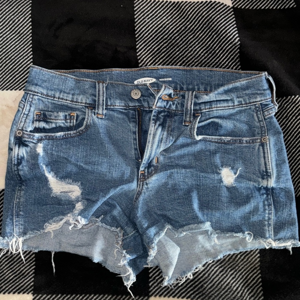 Old Navy boyfriend jean shorts size 0